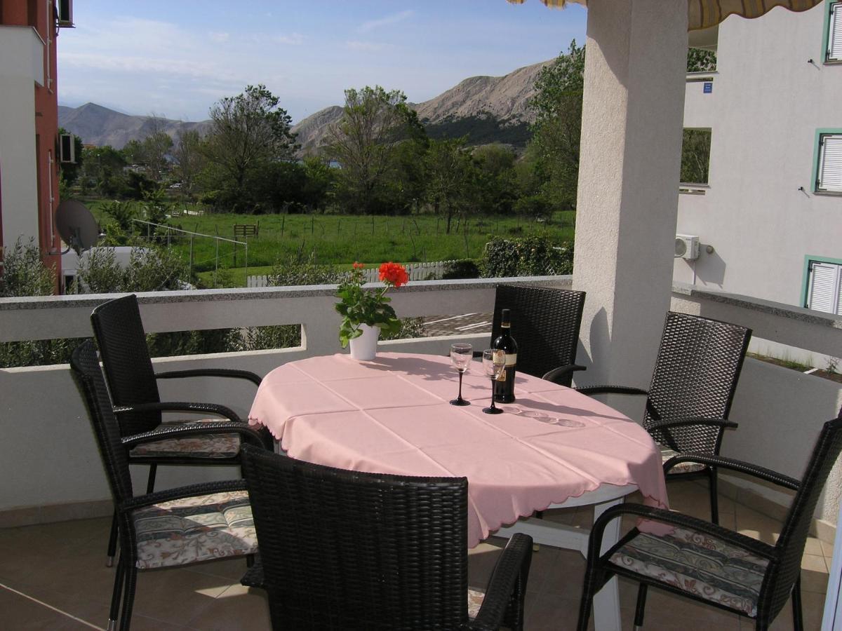 Apartments Biljana For Relaxing Holidays In Baska Exteriör bild